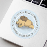 Sticker Rond Funny Capybara Puppy Love and Friendship Name<br><div class="desc">Ce Sticker Rond Capybara et Puppy Funny est parfait pour Capybara,  chien ou amoureux des animaux. Vous pouvez facilement modifier le texte ou l'illustration et utiliser cette conception comme modèle pour votre photo ou image.</div>