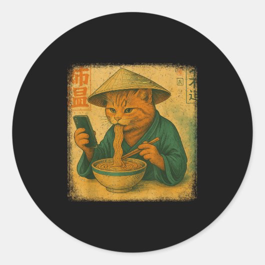 Sticker Rond Funny Japanese Cat Eat Ramen And Scroll Phone Anim (Devant)