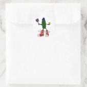Sticker Rond Funny Pickle Holding Pickleball et Paddle (Sac)