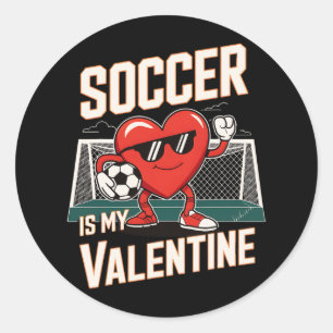Sticker Rond Funny Soccer Est Mon Coeur Valentin Pose