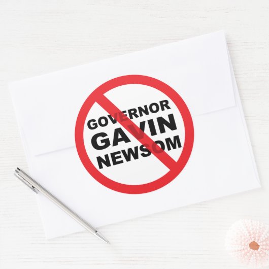 Sticker Rond Gavin Newsom Anti (Enveloppe)