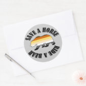 STICKER ROND GAY OURS FIDE SAUVER UN CHEVAL UN OURS (Enveloppe)