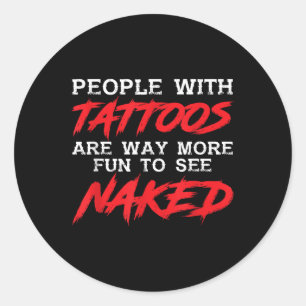 Sticker Rond Gens Drôle Avec Des Tatouages _ Tatoué Enceint _ T