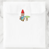 Sticker Rond gnome appuyé sur un champignon (Sac)