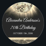 Sticker Rond Gold 70th Birthday Party 70's Disco Ball<br><div class="desc">Ajoutez une touche de glamour disco à votre fête du 70e anniversaire avec notre Sticker Disco Ball 70e Gold Party 70's. Cet autocollant saisit l'essence de l'ère de la discothèque, ce qui en fait le choix parfait pour un billard rétro ou tout événement où vous voulez insuffler une touche de...</div>