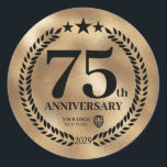 Sticker Rond Gold 75th Anniversary Logo d'entreprise Commémorat<br><div class="desc">Autocollant 75e anniversaire de style feuille d'or avec logo d'entreprise. Design décoratif avec une branche de laurier et des étoiles. Le logo peut être modifié pour le texte en cliquant sur le bouton pour modifier la conception.</div>