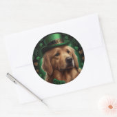 Sticker Rond Golden Retriever Dog in St. Patrick's Day (Enveloppe)