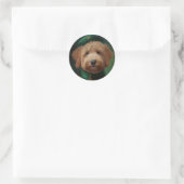 Sticker Rond Goldendoodle Dog en tenue de la Saint Patrick (Sac)