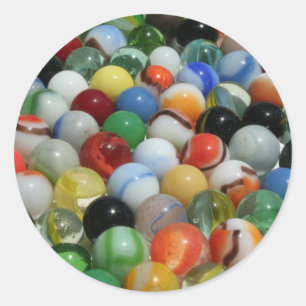 Sticker Rond Grand groupe de marbres antiques de jouet