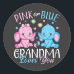 Sticker Rond Grand-Mère Rose Ou Bleue Vous Aime Bébé Éléphant<br><div class="desc">Grand-Mère Rose Ou Bleu Vous Aime Cadeaux Bébé Éléphant Genre Révéler Funny Crew Design graphique Cadeau Classic Sticker Classic Collection Classique.</div>