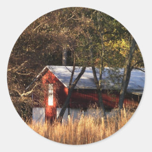 Sticker Rond Grange d'automne dans le centre du Maryland
