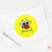 Sticker Rond Grumpey de visage de sympathie (Enveloppe)