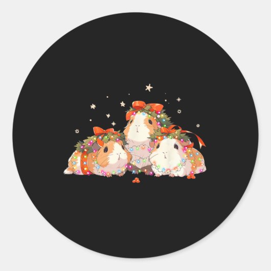 Sticker Rond Guinea Pigs Tangled Up In Christmas Lights Guinea  (Devant)