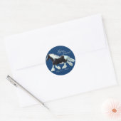Sticker Rond Gypsy Vanner, élégance en mouvement (Enveloppe)