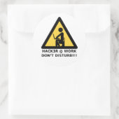 Sticker Rond Hacker au travail (Sac)