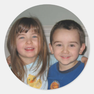 Sticker Rond Hannah et Caleb (ensemble)