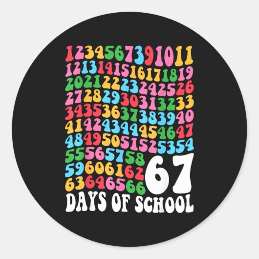 Sticker Rond Happy 67 Days Of School 67th Day Smarter Six Seven (Devant)