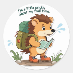 Sticker Rond Hedgehog - Punny Outdoor Adventure