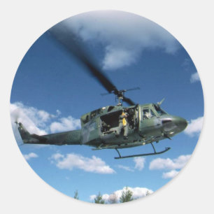 STICKER ROND HÉLICOPTÈRE UH1 50