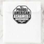 Sticker Rond Honte De Mon Gouvernement ! (Sac)