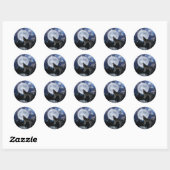 Sticker Rond Howling Grey Wolf & Moon (Feuille)