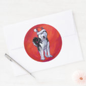 Sticker Rond Husky à Santa Hat Sur Rouge (Enveloppe)