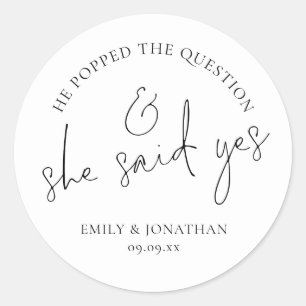 Sticker Rond Il A Fait Passer La Question Et Elle A Dit Oui
