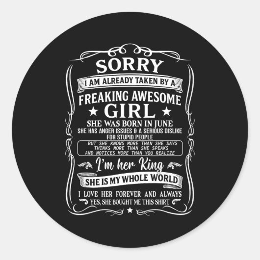 Sticker Rond I'm Already Taken By Freaking Awesome Girl Born In (Devant)