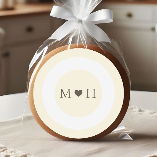 Sticker Rond Ivory Modern Monogram Heart Wedding Favor
