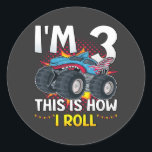 Sticker Rond J'ai 3 ans C'est comme ça que je roule Monster Tru<br><div class="desc">I'm 3 Voici comment je roule Monster Truck 3ème anniversaire Garçons Famille Matching Design Cadeau Classic Round Sticker Classic Collection.</div>