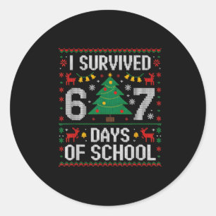 Sticker Rond J'ai survécu 67 jours d'école drôle six sept mème 