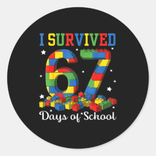 Sticker Rond J'ai survécu 67 jours d'école numéro 67 Six Sept M