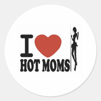 STICKER ROND J'AIME LES MOMS CHAUDES
