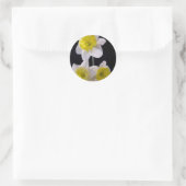 Sticker Rond Jaune sur jonquille blanche (Sac)