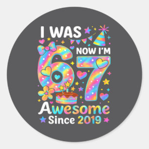 Sticker Rond J'avais 6 ans maintenant j'ai 7 ans Tie Dye Annive