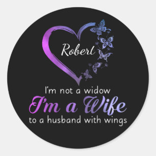 Sticker Rond Je ne suis pas une veuve Je suis une femme à un ma