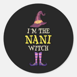 Sticker Rond Je suis le costume de sorcière Nani Halloween Funn