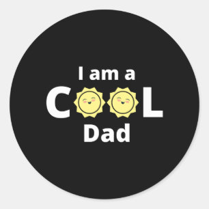 Sticker Rond Je suis un père cool design - avec le soleil jaune