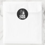 Sticker Rond Jeu sur Glitch Bride Groom Drôle Mariage (Sac)