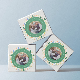 Sticker Rond Joli arbre de Noël rouge vert Famille Photo person