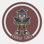Sticker Rond Joli Cartoon Crow Tengu | Yokai japonais (Devant)