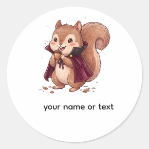 Sticker Rond Joli Écureuil Vampire avec Cape de Halloween en Gl