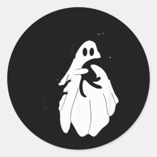 Sticker Rond Joli fantôme d'Halloween tenant trois chats noirs