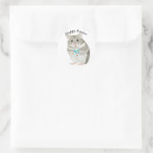 Sticker Rond Joli hamster gris tenant un œuf de Pâques modifiab (Sac)