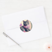 Sticker Rond Joli Kitty avec Roses (Enveloppe)