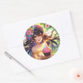 Sticker Rond Jolie fille Anime Anniversaire (Enveloppe)