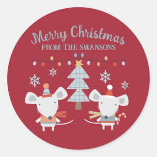 Sticker Rond Jolis souris de Noël et arbre sur fond rouge burgu