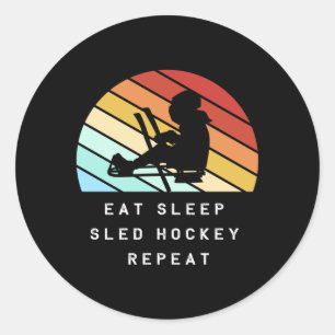 Sticker Rond Joueur de hockey sur luge rétro silhouette Hockey