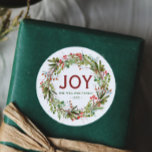 Sticker Rond Joy - Christmas Wreath Nom de famille<br><div class="desc">Belle aquarelle verte couronne "Joy" autocollants de nom personnalisés</div>