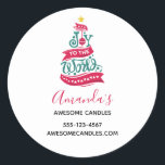 Sticker Rond Joy to the World Christmas Typography Business<br><div class="desc">Autocollants d'affaires avec une illustration amusante et fantaisiste. Design typographique en forme d'arbre de Noël avec quelques ornements de noël et une étoile au-dessus. A l'intérieur sont les mots : Joie au monde.</div>
